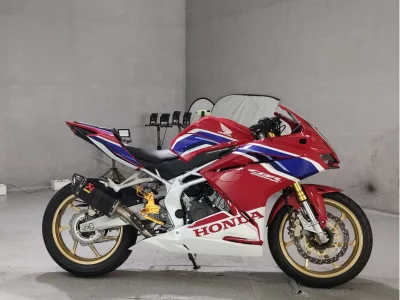 Honda CBR250RR