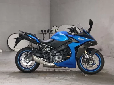 Suzuki GSX-S1000GT