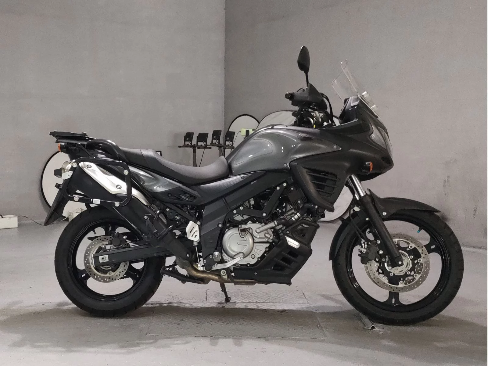 Suzuki V STROM650  с аукциона в Японии
