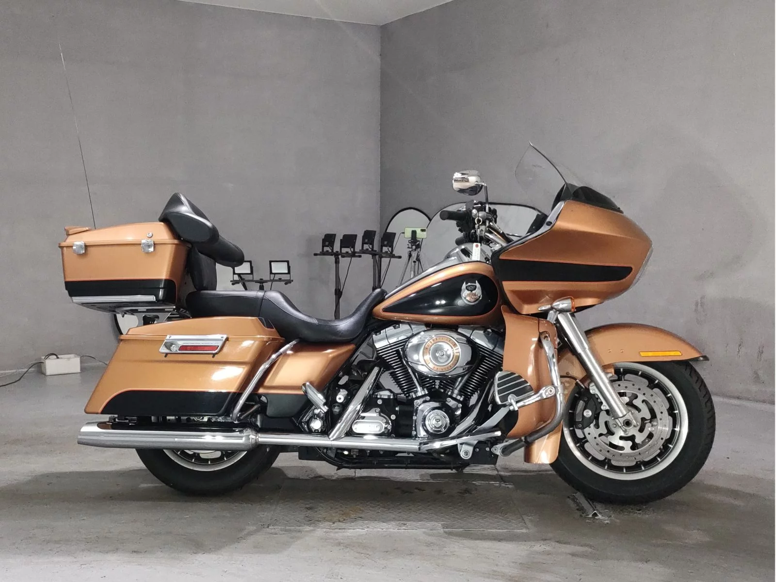 Harley-Davidson HARLEY FLTR1580  с аукциона в Японии