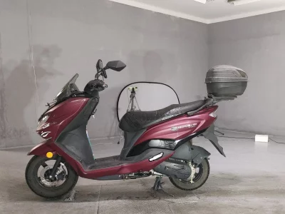 Suzuki BURGMAN 125