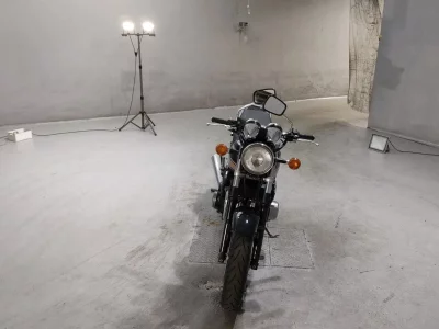 Kawasaki ZEPHYR400K