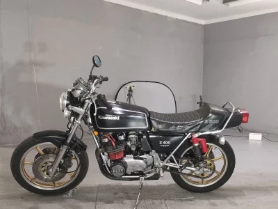 Kawasaki Z400FX