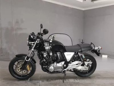 Honda CB1100RS