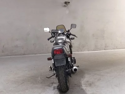 Suzuki GSX400S KATANA