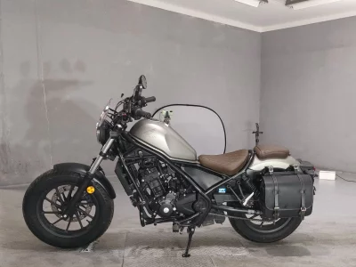 Honda REBEL