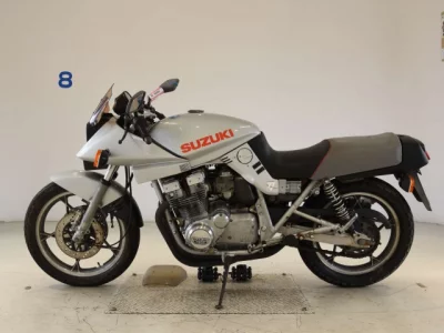 Suzuki GSX750S KATANA