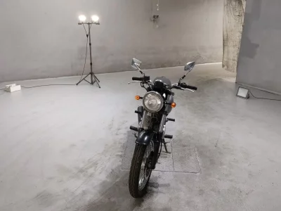 Suzuki ST250