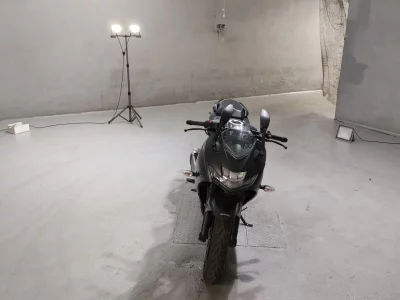 Suzuki JIKUSA-SF250