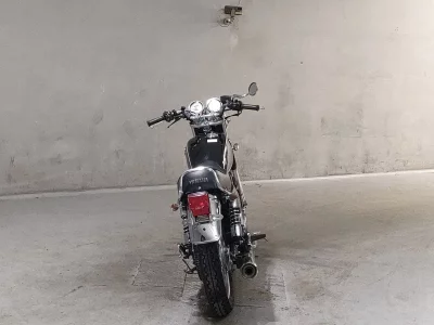 Yamaha SR400-1