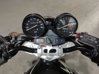Kawasaki ZEPHYR750 с аукционов Японии