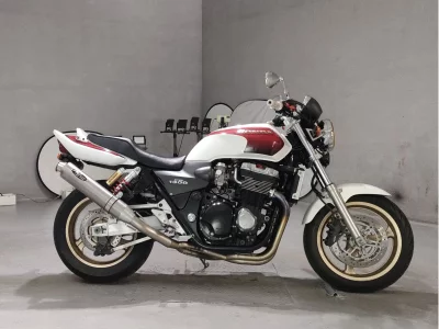 Мотоцикл из Японии Honda CB1300SF