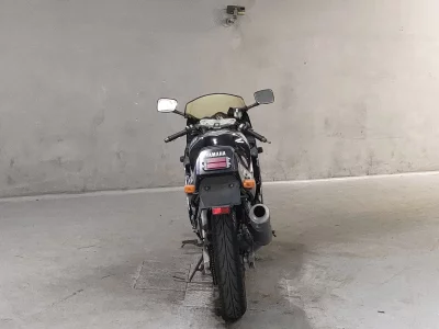 Yamaha FZR250R-1