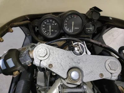 Yamaha FZR250R-1 с аукционов Японии