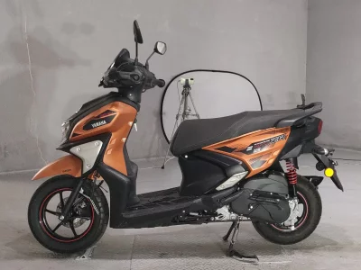 Yamaha CYGNUS  RAY ZR
