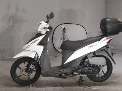 Suzuki ADDRESS V110