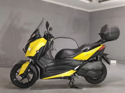 Yamaha X-MAX250