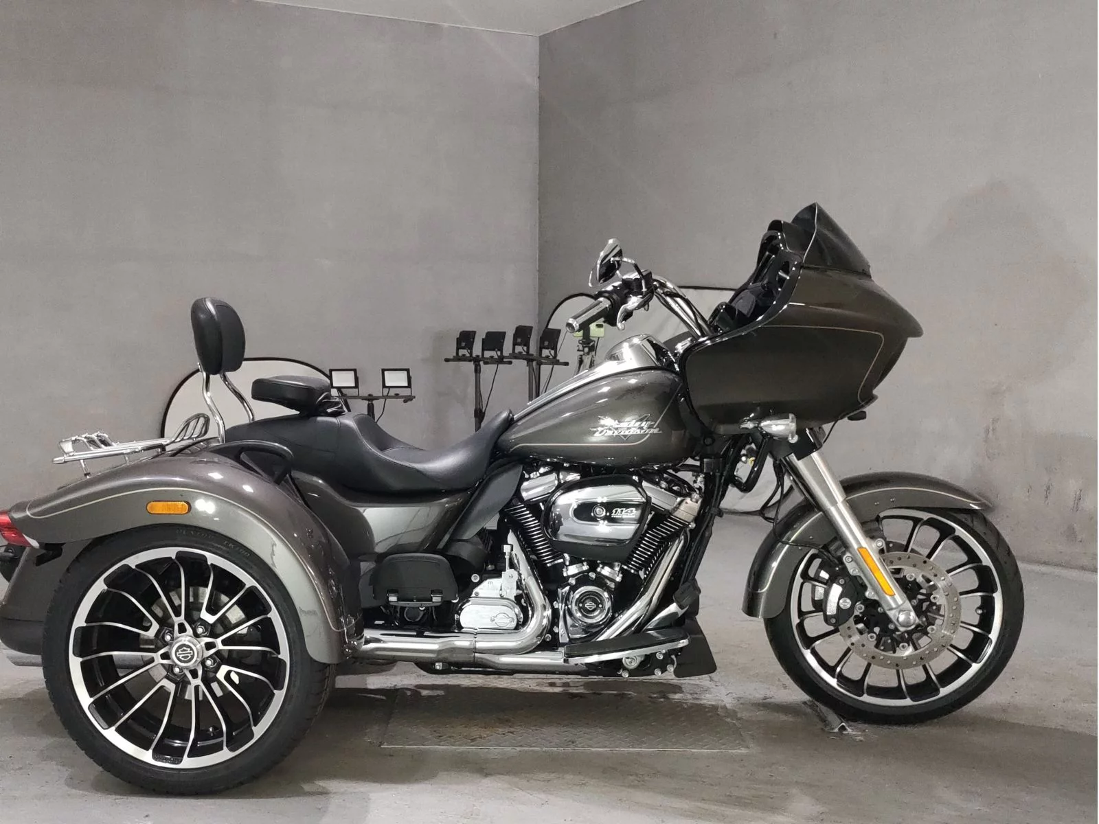 Harley-Davidson HARLEY FLTRT1870 TRIKE  с аукциона в Японии
