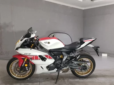 Yamaha YZF-R7