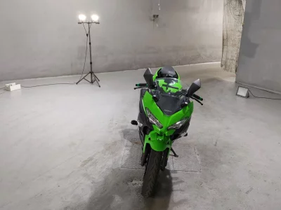 Kawasaki NINJA400