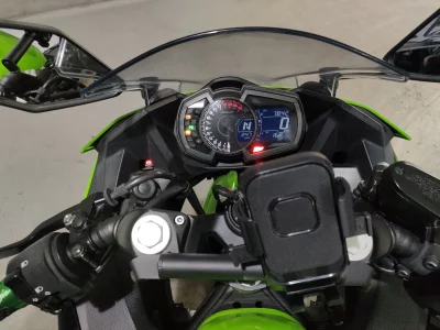 Kawasaki NINJA400