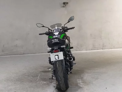 Kawasaki Z900