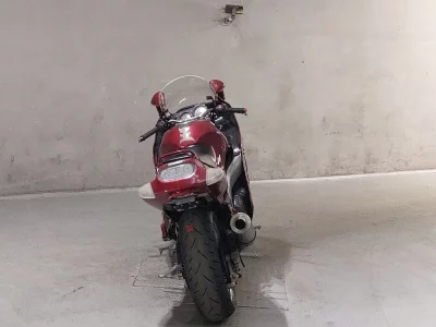 Kawasaki ZZR1100