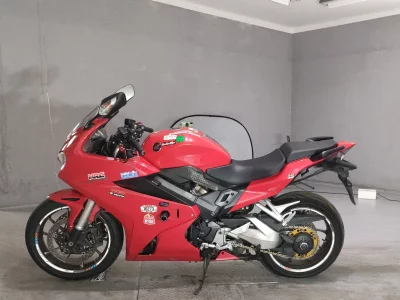 Honda VFR800F