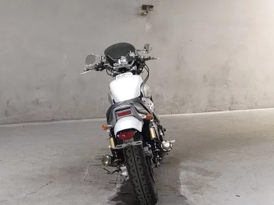 Yamaha V-MAX