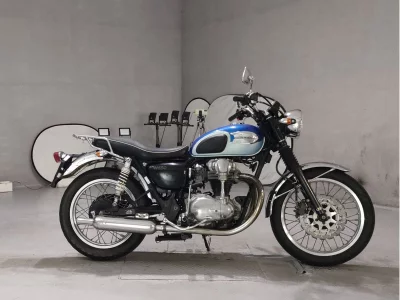 Мотоцикл из Японии Kawasaki W650
