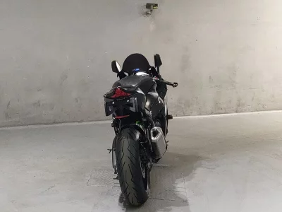 Kawasaki ZX-10RR