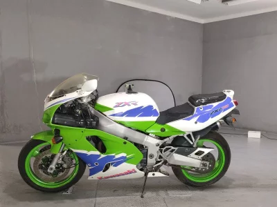 Kawasaki ZXR750