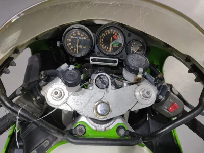 Kawasaki ZXR750