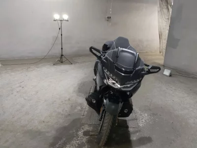 Honda GL1800 TOUR DCT