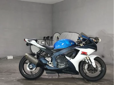 Suzuki GSX-R750