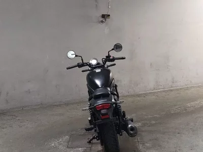Kawasaki ELIMINATOR 400-1