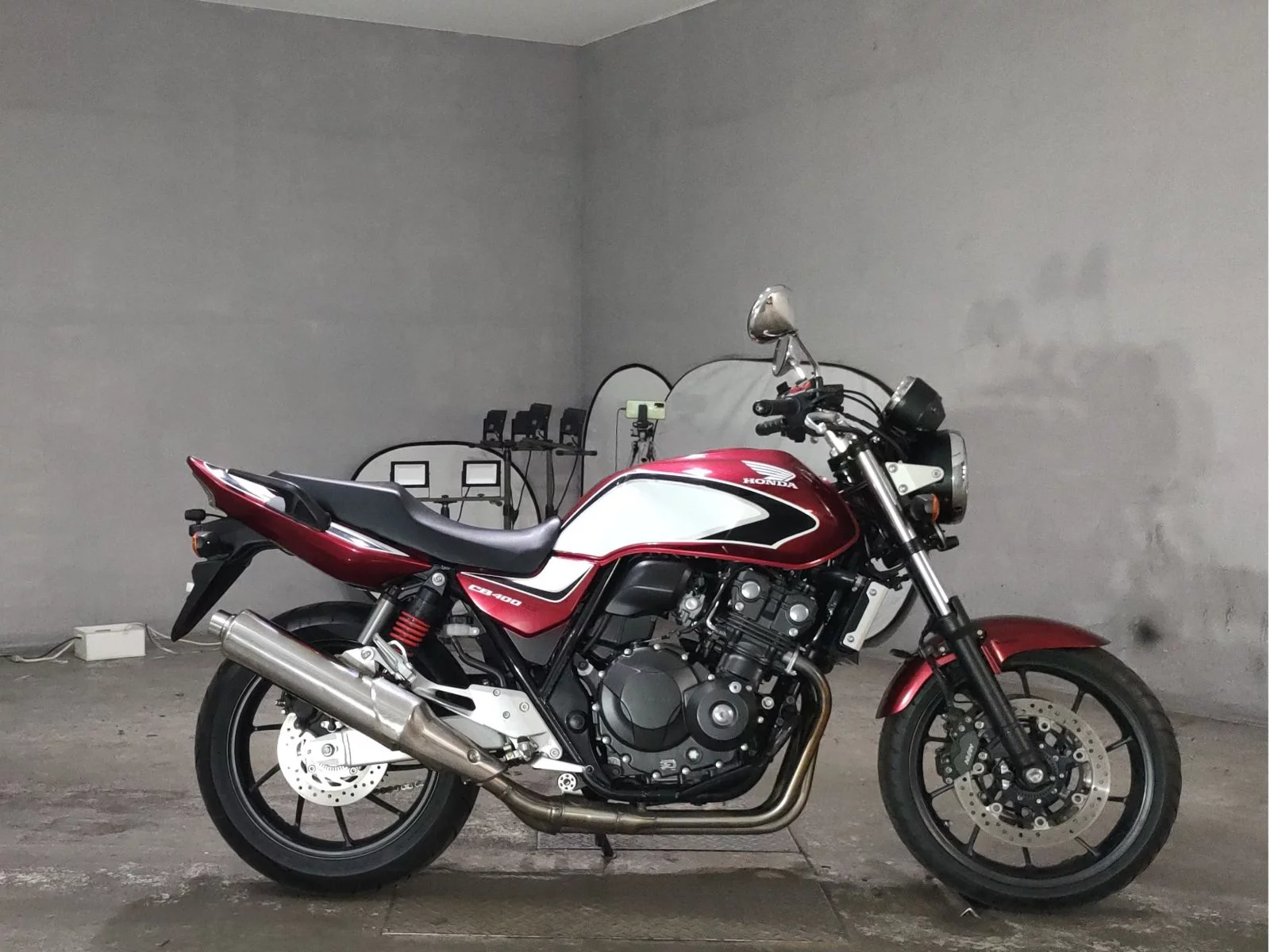 Honda CB400SFV-4 2019