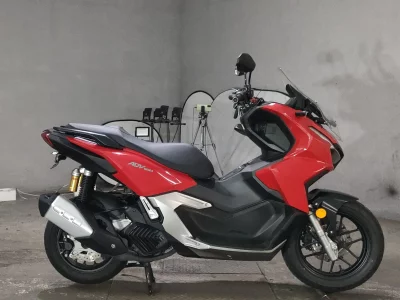 Мотоцикл из Японии Honda ADV160