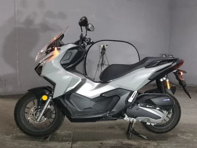 Honda ADV160