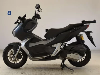 Honda ADV150