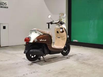 Yamaha VINO-4