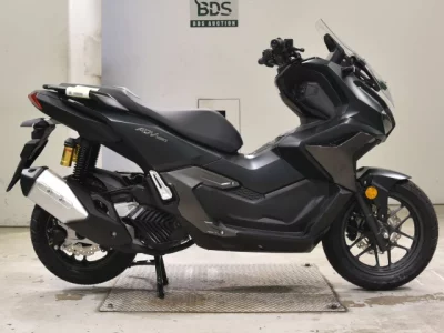 Мотоцикл из Японии Honda ADV160