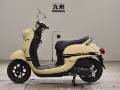 Yamaha VINO-4