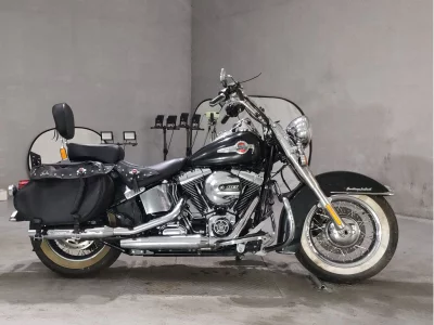 Harley-Davidson HARLEY FLSTC1690