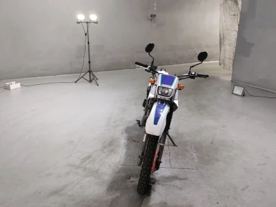 Yamaha SEROW 225