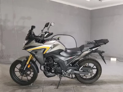 Honda CB200X