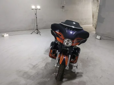 Harley-Davidson HARLEY FLHXSE1800CVO