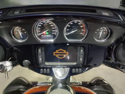 Harley-Davidson HARLEY FLHXSE1800CVO