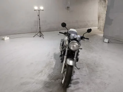 Yamaha XJR1200