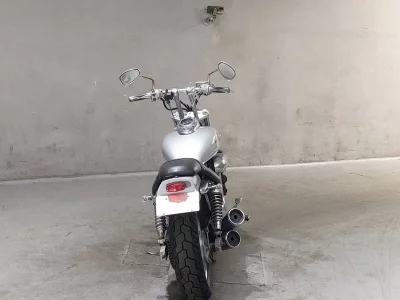 Honda MAGNA 250